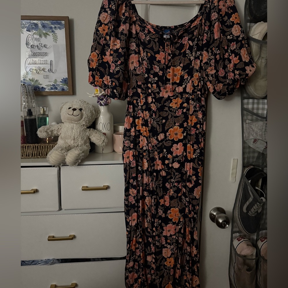 Old navy Floral Black and Pink Dress